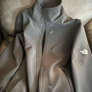 Women’s North Face Jacket xs